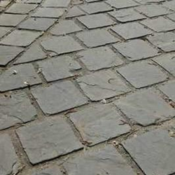 Pavé Grès Kandla - Gris - 14 x 14 cm - Epaisseur 2,5cm - Clivée -