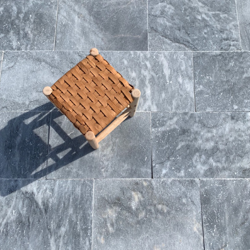 Dallage Bluestone - 61/40.6cm - 12mm - Vieillie - Dallage Bluestone - 61/40.6cm - 12mm - Vieillie -