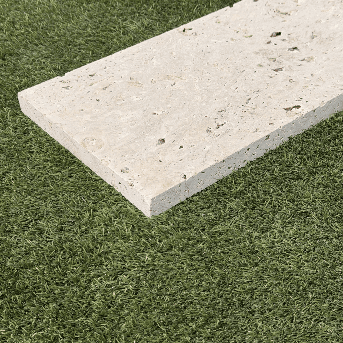 Margelle Travertin Commercial Beige - Bord droit - 61 x 30,5 x 3 cm - Vieillie -