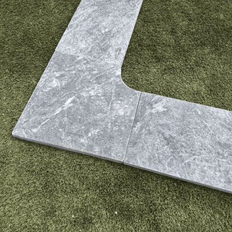 Margelle Darkstone - Angle Rentrant 45/45cm - 3cm - Bord arrondi - Vieillie -