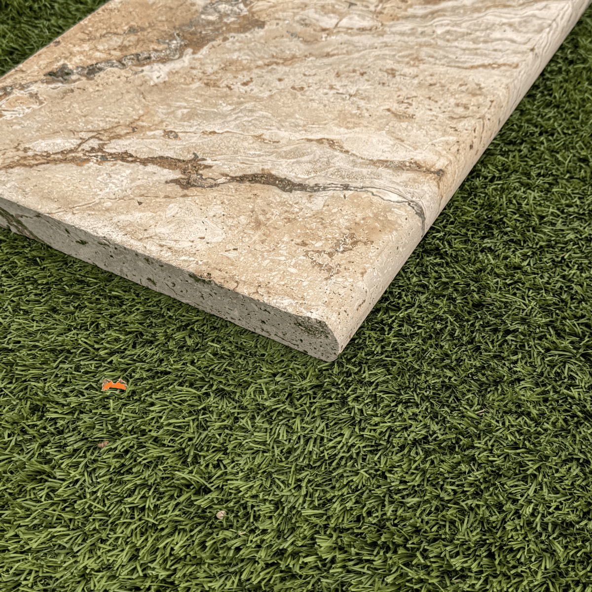 Margelle Travertin Léonardo - Bord arrondi - 61/33cm 3cm - Vieillie -