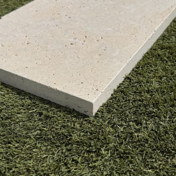Dessus de Mur en Travertin Light Mix - Bord Droit - 61 x 30,5 x 3 cm -