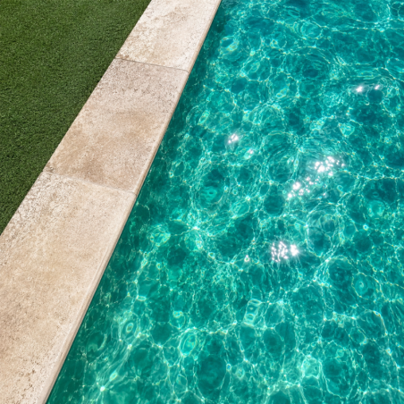 Margelle de piscine en travertin Premier Choix Mix Beige 61 x 33 x 3 cm - Bord arrondi -
