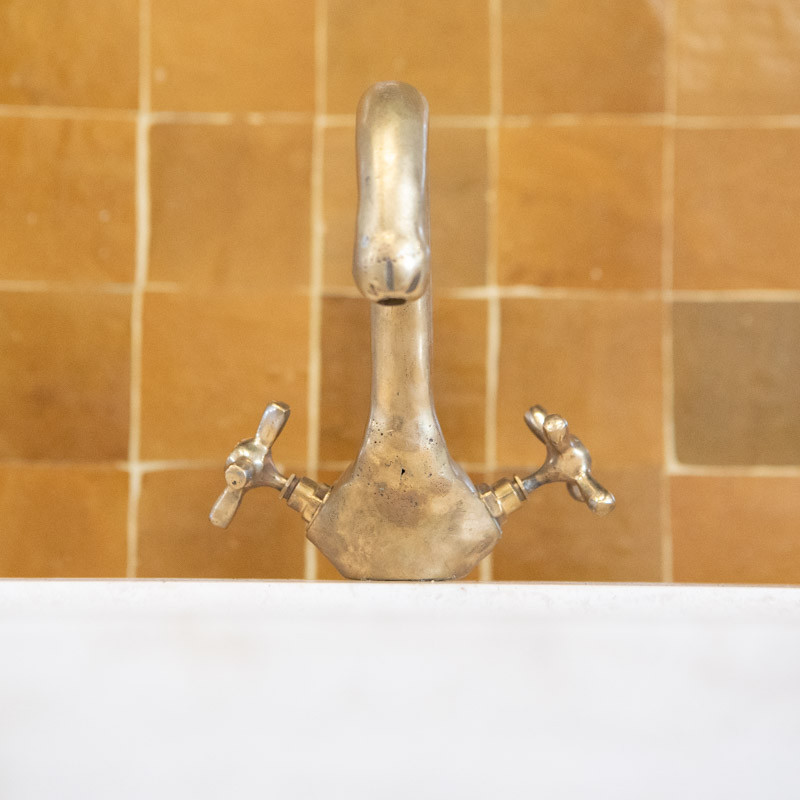 Robinet Artisanal - Laiton - Cobra - Lisse - H :21,5 cm -