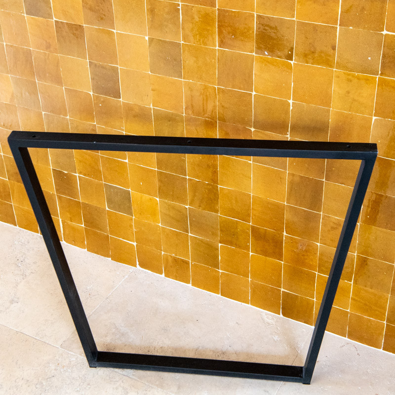 Pied - Métal - Trapèze - Plusieurs hauteurs disponibles -