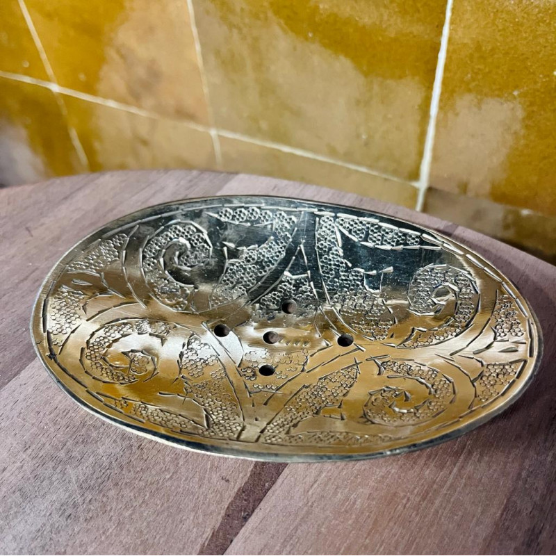 Porte Savon - Laiton - Ovale - Coulé - Ciselée -