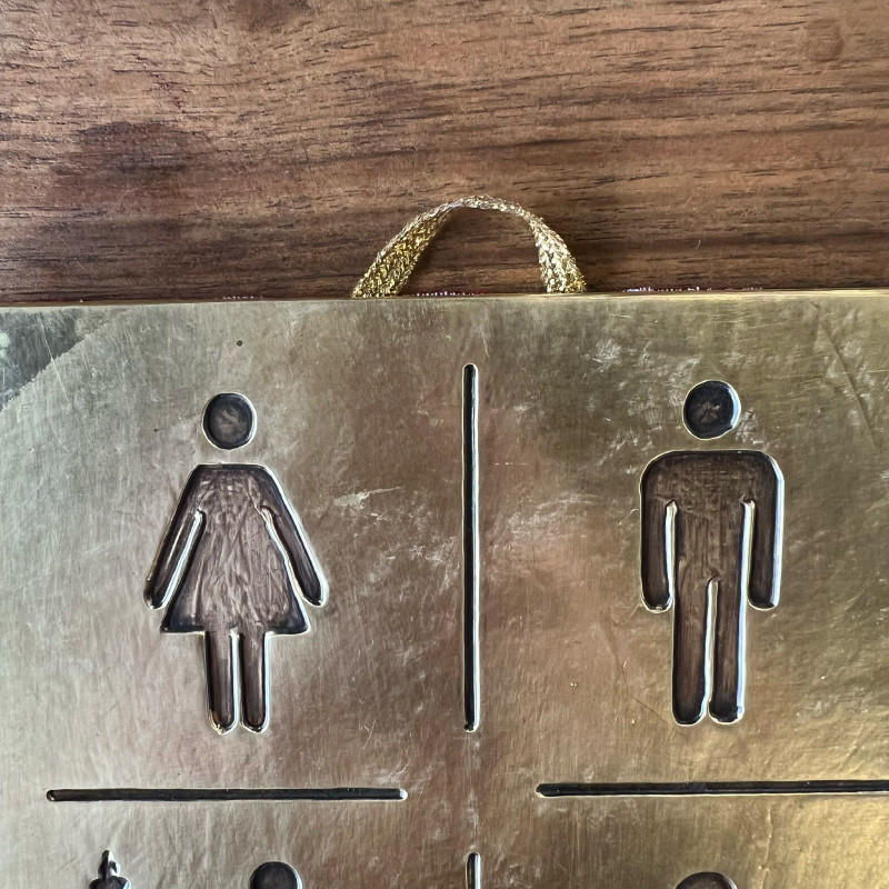 Plaque Décorative Artisanale - Laiton - WC Mixte - 15/15cm -