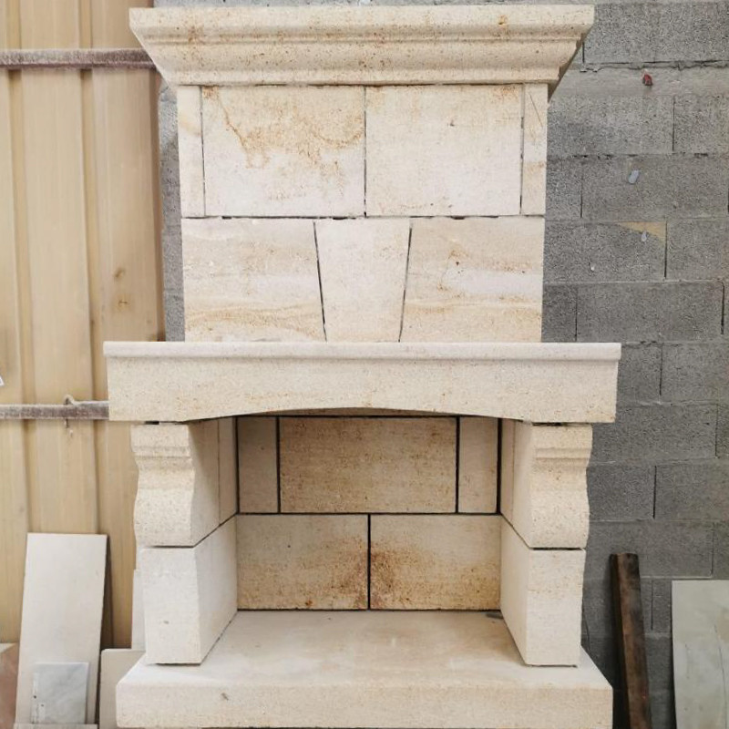 Barbecue en pierre massive -