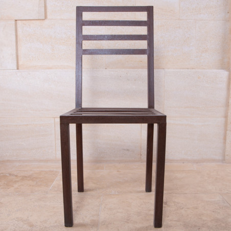 Chaise en métal - Design -