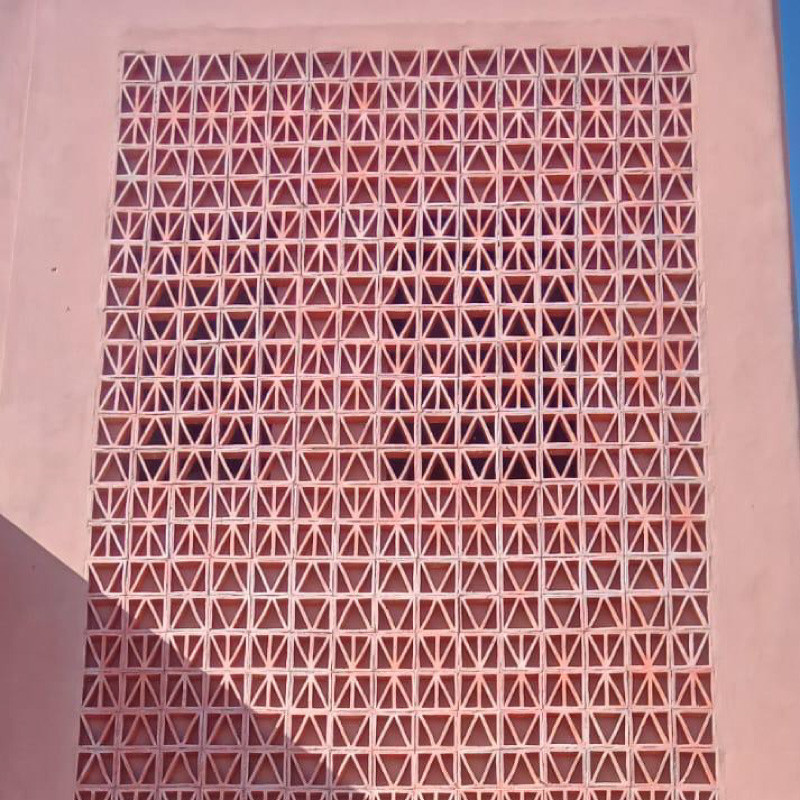 Claustra Terre Cuite - Triangle - 19x19cm - Epaisseur ≈ 6cm -