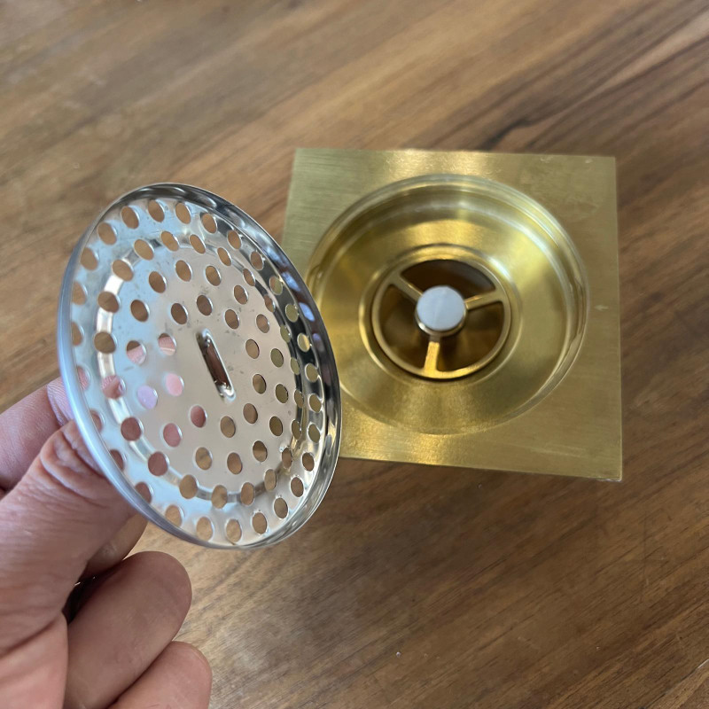 Bonde de douche - Laiton - Carré - 10 x 10 cm -