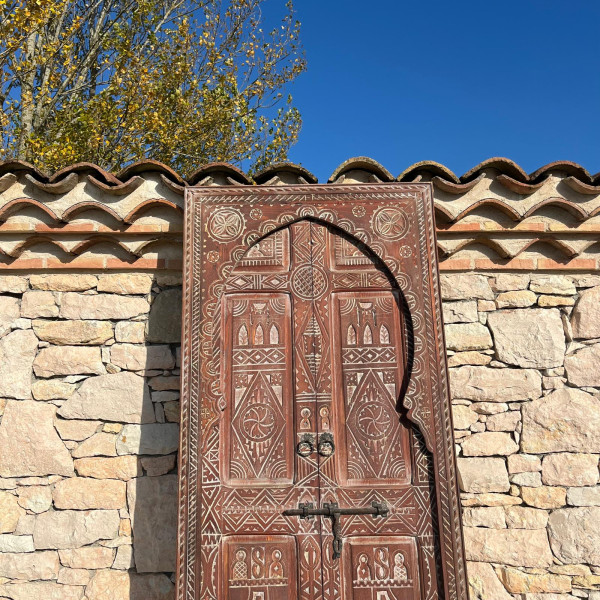 Porte marocaine Ahmar - bois de cèdre -