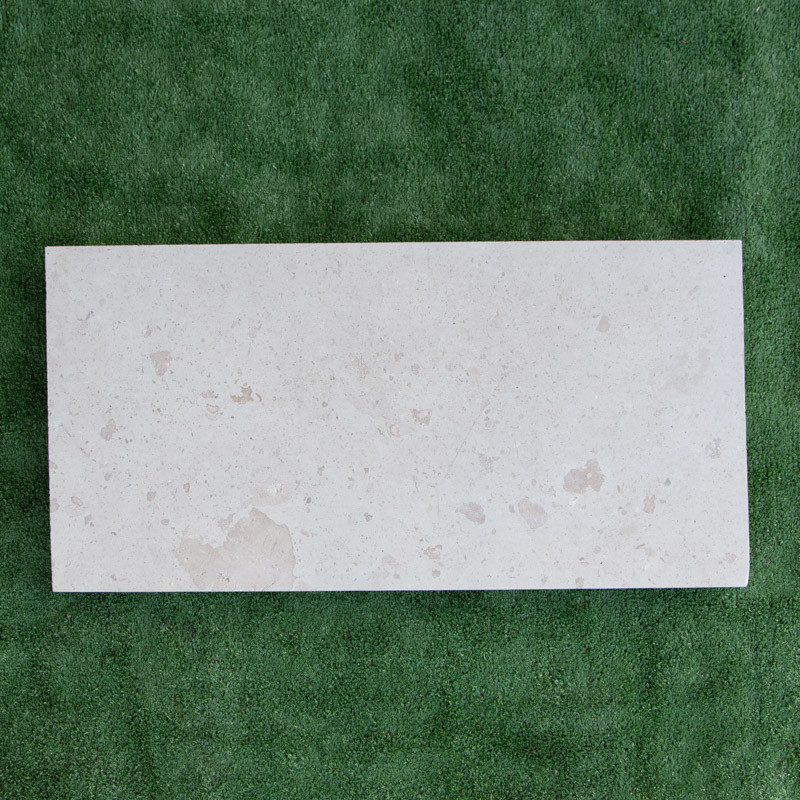 Margelle Travertin Commercial - Beige - Bord droit - 61x 30,5 x 5 cm - Vieillie -
