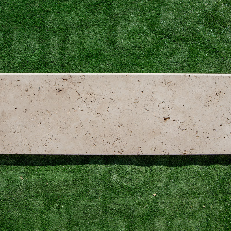 Margelle Travertin 1er choix Light Mix-120 x 33 x 3 cm- Beige - Bord arrondi - Vieillie -