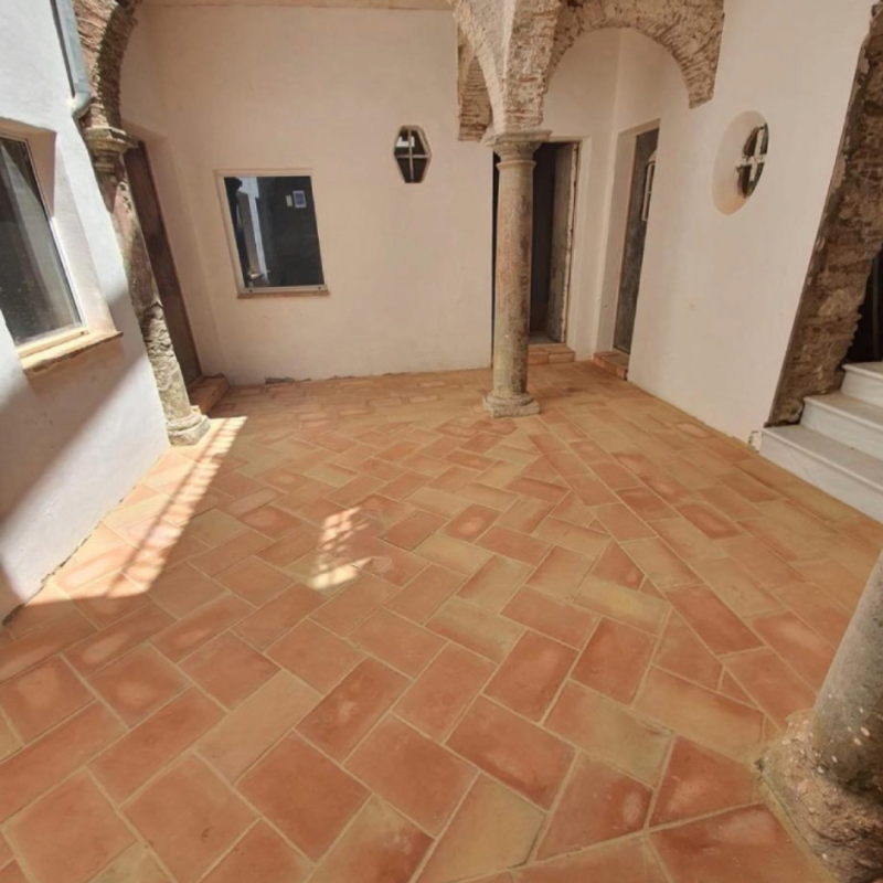 Tomette en terre cuite de réédition - 22x36cm - 20mm - Rectangle - Moulée main -