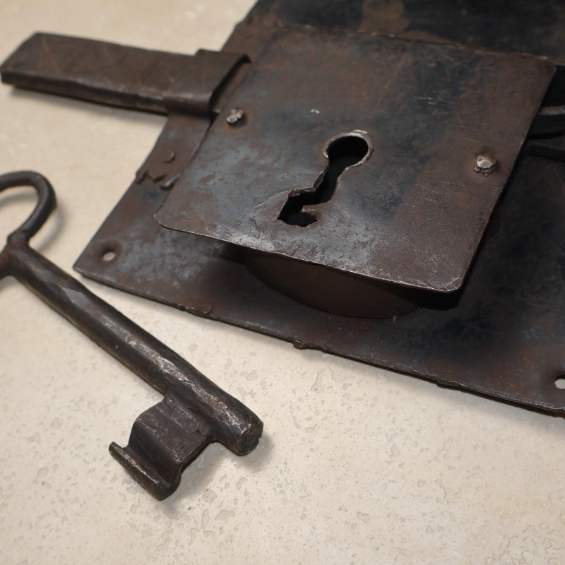 Serrure Artisanale en fer massif - 2 tailles disponibles -