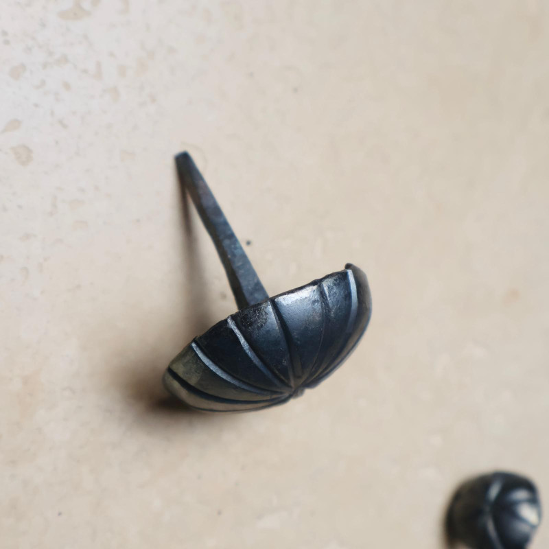 Clou Artisanal Étoile - Fer Forgé - Disponible en 4 tailles -