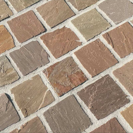 Pavé Grès Kandla - Multicolore 14 x 14 cm - Epaisseur 2,5cm - Clivée - Pavé Grès Kandla - Multicolore 14 x 14 cm - Epaisseur 2,5cm - Clivée -