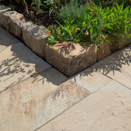 Dallage Kandla - Beige - OPUS - Epaisseur 2cm - Clivée - Dallage Kandla - Beige - OPUS - Epaisseur 2cm - Clivée -