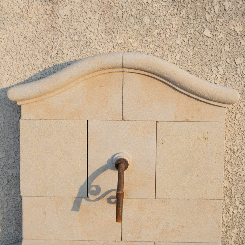 Fontaine Pierre de l'Atlas beige - Ramatuelle - 150/98cm - Hauteur 160cm -