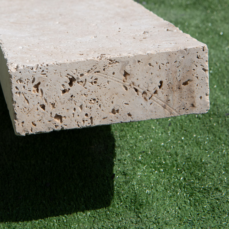 Bordure Travertin Beige Vieillie - Hauteur 20cm - Longueur 50cm - Epaisseur 7cm -