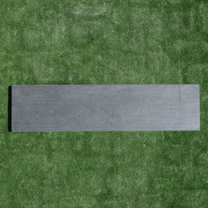 Couvertine en Ardoise Noire - 100 x 25/30 cm - Calibrée 3 cm - 2 Larmiers -