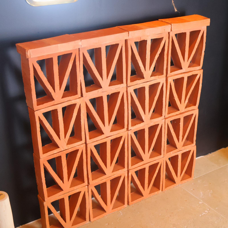 Claustra Terre Cuite - Triangle - 19x19cm - Epaisseur ≈ 6cm -