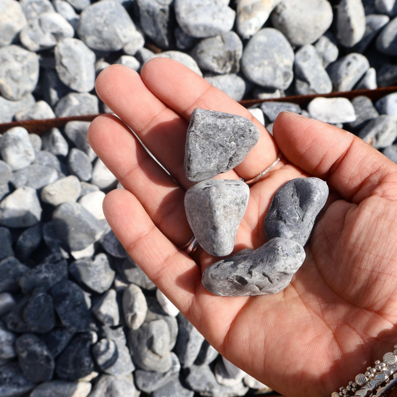 Galet de Marbre Noir Veiné Blanc - 12/24mm - 20 kg -