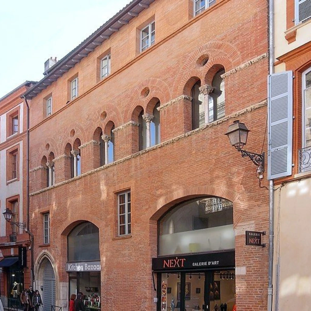 Article de blog Fer & Pierre – Façades urbaines traditionnelles en terre cuite